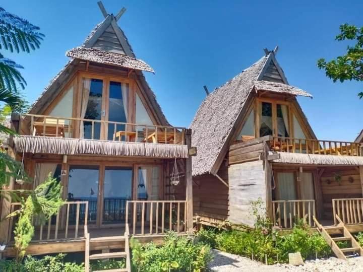 Sunset Moyo Bungalows Moyo Island エクステリア 写真