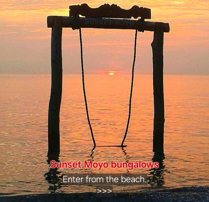 Sunset Moyo Bungalows Moyo Island エクステリア 写真